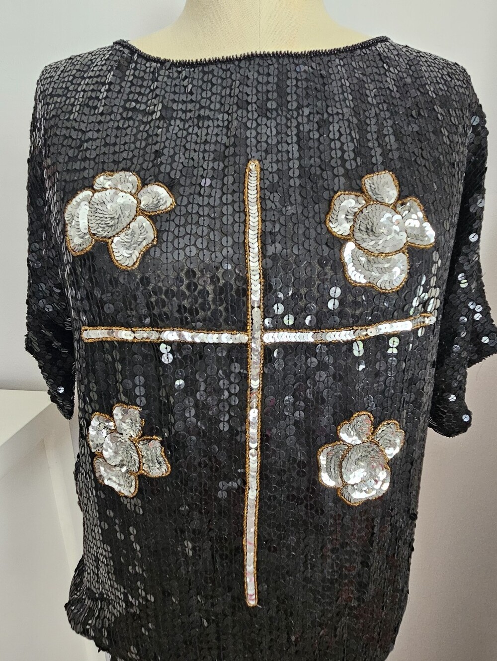 VTG 80s Sequined Evening Top Black with Silver/Gold Metallic Floral Grid | SZ M - Picture 3 of 8